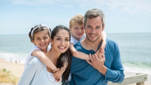 Familie am Strand