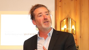 Christoph Baldegger beim Vortrag